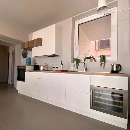 Beachside, Luxury Apartament *
